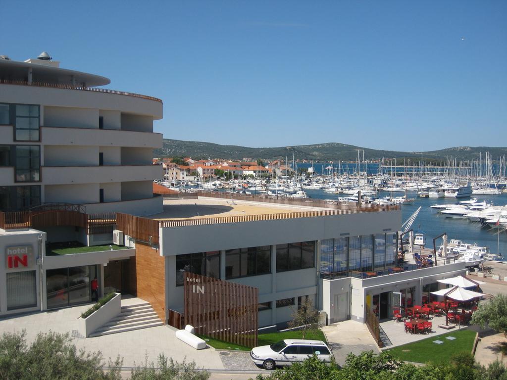 Hotel In Biograd Na Moru Extérieur photo